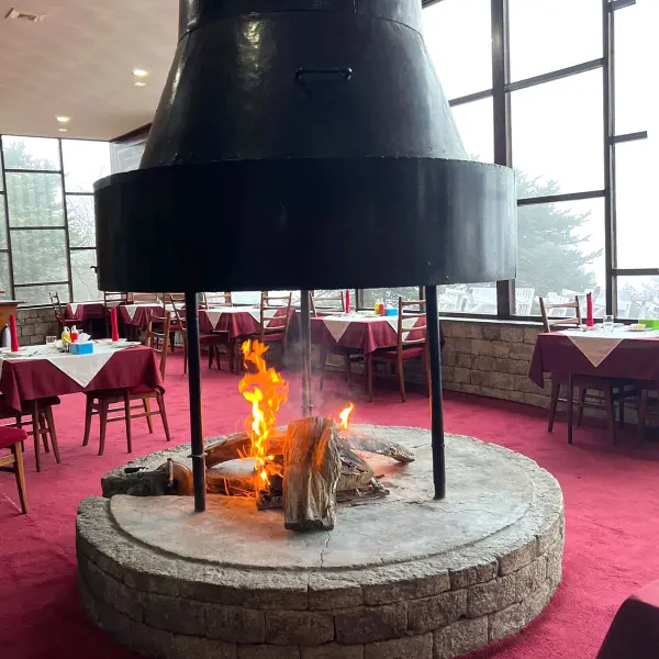 Hiting Dining
