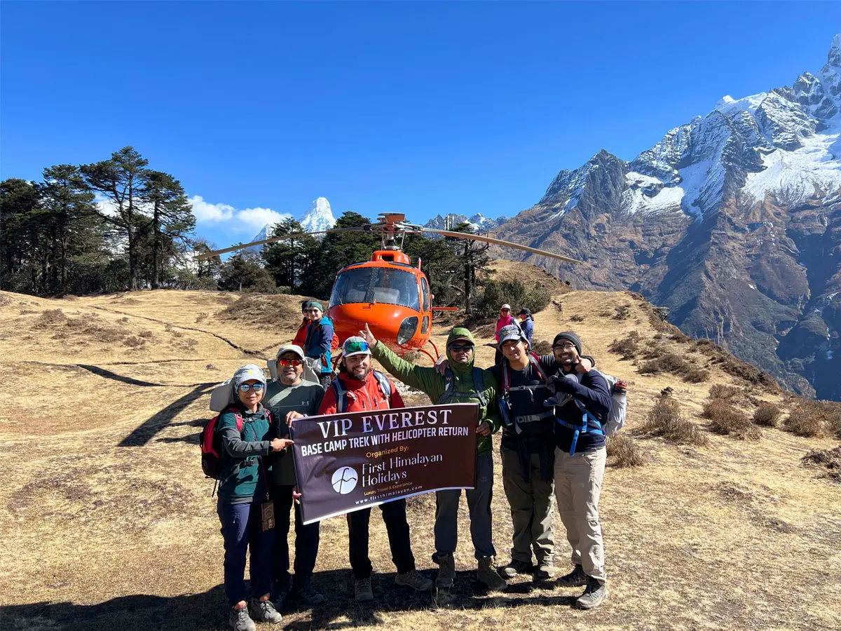 helicopter landed at hotel everest view