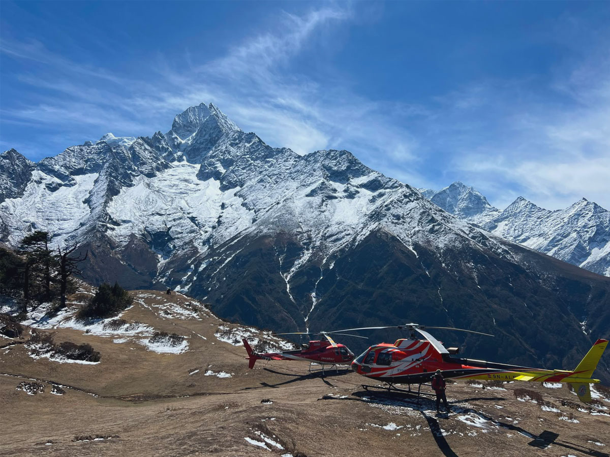 everest helicopter journey