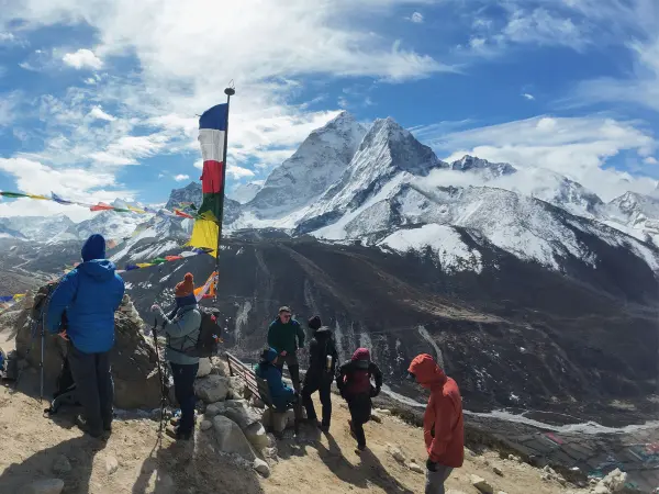 Acclimatize In Dingboche