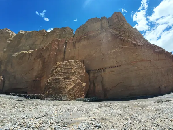 Sky Cave Upper Mustang