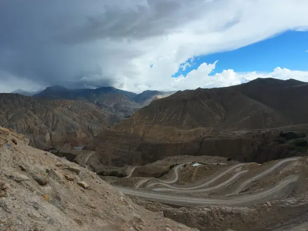 Upper Mustang Road